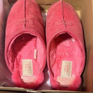 UGG pink slippers